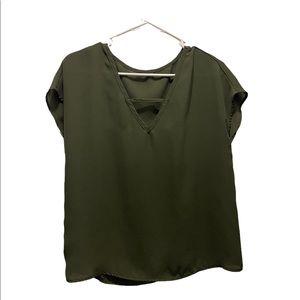 Short Sleeve Shirt - Size XS